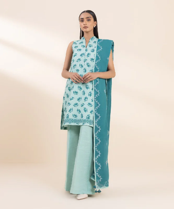 2 Piece - Embroidered Khaddar Suit