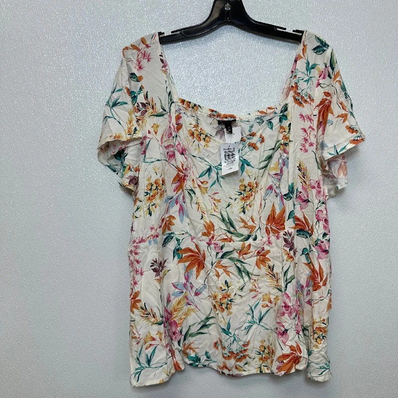 Top Short Sleeve By Torrid  Size: 3